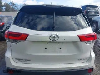 2019 Toyota Highlander SE with VIN 5TDJZRFH4KS597505, listed as a IAAI auction lot 41504122 with 59,347 mi miles. Bid and sale history available at carsss.com. Image 16.