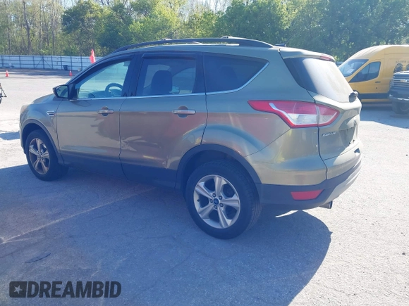 2013 Ford Escape SE с VIN 1FMCU0GXXDUA15555, выставлен на аукционе IAAI как лот 42227394 с пробегом 143 214 миль миль и . История ставок и продаж доступна на DreamBid. Изображение 3.