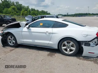2017 Ford Mustang V6 с VIN 1FA6P8AM4H5289474, выставлен на аукционе IAAI как лот 42412302 с пробегом Не указан миль и . История ставок и продаж доступна на DreamBid. Изображение 14.