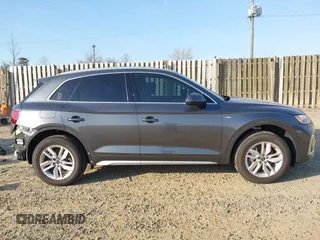 2022 Audi Q5 S line Premium z VIN WA1GAAFY0N2140330, wystawiony jako IAAI lot #41756318 z przebiegiem 39 165 mil mil oraz . Historia ofert i sprzedaży dostępna na DreamBid. Obrazek 14.