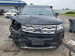 2018 Ford Explorer XLT z VIN 1FM5K8D82JGB05397, wystawiony jako Copart lot #60911525 z przebiegiem 146 485 mil mil oraz Nie do naprawy • Non repairable. Historia ofert i sprzedaży dostępna na DreamBid. Obrazek 5.