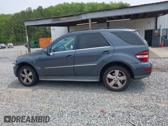 2010 Mercedes-Benz M 350 with VIN 4JGBB8GB5AA610752, listed as a IAAI auction lot 42002417 with 157,900 mi miles and . Bid and sale history available at DreamBid. Image 14.