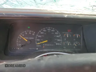 1997 Chevrolet Silverado 1500 with VIN 2GCEK19R2V1229234, listed as a Copart auction lot 47044425 with 196,943 mi miles and Salvage Title. Bid and sale history available at DreamBid. Image 9.
