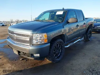 2008 Chevrolet Silverado 1500 LTZ with VIN 3GCEK13M08G177952, listed as a IAAI auction lot 41774023 with 119,807 mi miles. Bid and sale history available at carsss.com. Image 17.