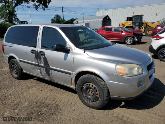 2007 Chevrolet Uplander LS with VIN 1GNDU23167D152297, listed as a Copart auction lot 63418094 with 177,721 mi miles and Salvage Title. Bid and sale history available at carsss.com. Image 4.