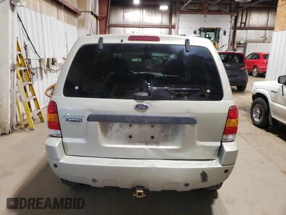 2004 Ford Escape Limited z VIN 1FMCU94124KA53894, wystawiony jako Copart lot #62788415 z przebiegiem 177 654 mil mil oraz Szkoda całkowita • Salvage title. Historia ofert i sprzedaży dostępna na DreamBid. Obrazek 6.