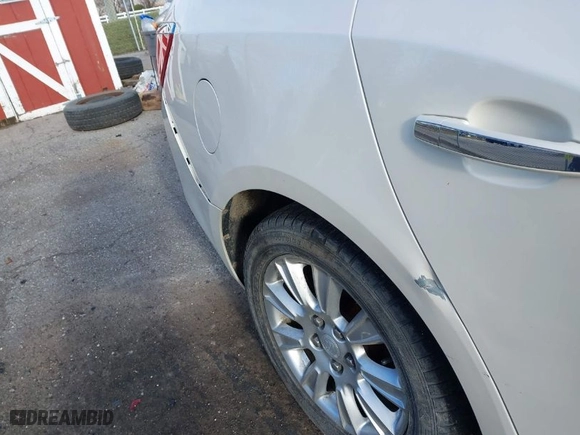 2012 Buick LaCrosse Premium 1 with VIN 1G4GD5ER1CF299017, listed as a IAAI auction lot 41921245 with 145,722 mi miles. Bid and sale history available at carsss.com. Image 6.