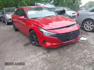 2022 Hyundai Elantra SEL z VIN 5NPLS4AG4NH063140, wystawiony jako IAAI lot #42097159 z przebiegiem 66 887 mil mil oraz . Historia ofert i sprzedaży dostępna na DreamBid. Obrazek 1.