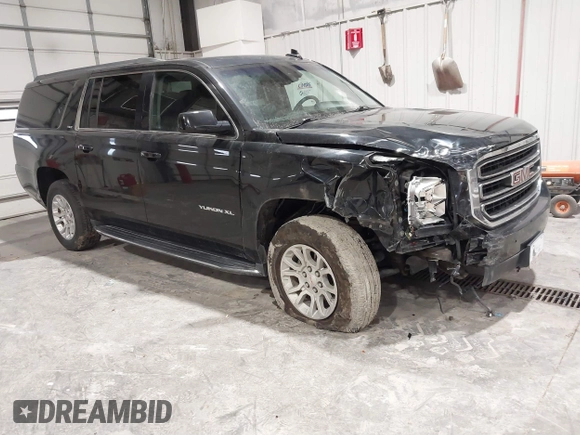 2018 GMC Yukon XL SLT with VIN 1GKS2GKC5JR346324, listed as a IAAI auction lot 41580164 with 123,640 mi miles. Bid and sale history available at carsss.com. Image 1.