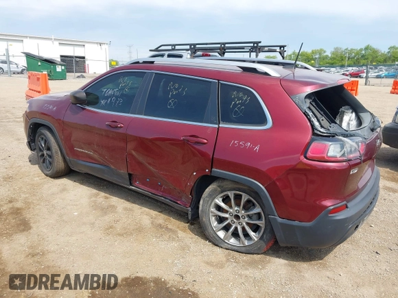 2019 Jeep Cherokee Latitude Plus z VIN 1C4PJLLB1KD220432, wystawiony jako IAAI lot #42395512 z przebiegiem 120 011 mil mil oraz . Historia ofert i sprzedaży dostępna na DreamBid. Obrazek 3.
