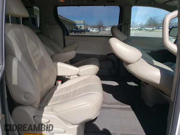 2011 Toyota Sienna XLE AAS with VIN 5TDYK3DC5BS090510, listed as a Copart auction lot 49671925 with 299,397 mi miles and Salvage Title. Bid and sale history available at carsss.com. Image 11.