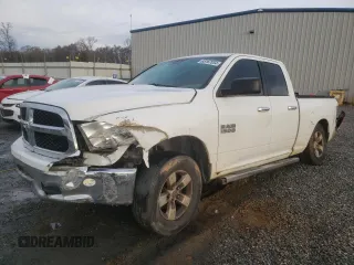 2017 Ram 1500 SLT z VIN 1C6RR7GGXHS713133, wystawiony jako Copart lot #51146495 z przebiegiem 189 387 mil mil oraz Szkoda całkowita • Salvage title. Historia ofert i sprzedaży dostępna na DreamBid. Obrazek 1.