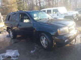 2007 Chevrolet TrailBlazer LT with VIN 1GNET13M972298541, listed as a IAAI auction lot 41315574 with NaN miles. Bid and sale history available at carsss.com. Image 1.