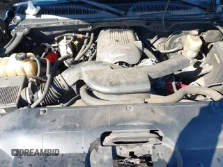 2002 Chevrolet Avalanche with VIN 3GNEC13T72G231637, listed as a IAAI auction lot 41639440 with 315,239 mi miles and . Bid and sale history available at DreamBid. Image 10.