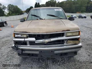1995 Chevrolet Tahoe with VIN 1GNEK13K2SJ439871, listed as a Copart auction lot 73173034 with 274,829 mi miles and Salvage Title. Bid and sale history available at carsss.com. Image 5.