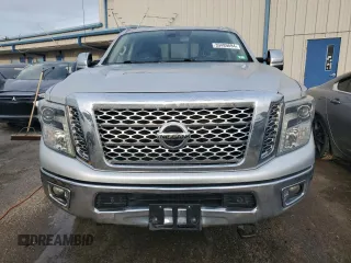 2016 Nissan Titan XD Platinum Reserve with VIN 1N6BA1F46GN513608, listed as a Copart auction lot 39489894 with 158,300 mi miles and Salvage Title. Bid and sale history available at carsss.com. Image 5.