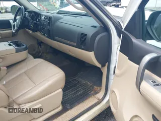2009 Chevrolet Silverado 1500 LT with VIN 3GCEK23M29G132888, listed as a IAAI auction lot 41946696 with 254,228 mi miles and . Bid and sale history available at DreamBid. Image 5.