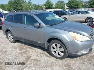 2010 Subaru Outback Limited Power Moon z VIN 4S4BRBKC8A3376829, wystawiony jako IAAI lot #42482586 z przebiegiem 161 776 mil mil oraz . Historia ofert i sprzedaży dostępna na DreamBid. Obrazek 1.