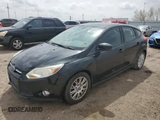 2012 Ford Focus SE z VIN 1FAHP3K22CL396858, wystawiony jako Copart lot #54887865 z przebiegiem 153 204 mil mil oraz Szkoda całkowita • Salvage title. Historia ofert i sprzedaży dostępna na DreamBid. Obrazek 1.