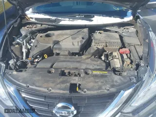 2018 Nissan Altima 2.5 SV with VIN 1N4AL3AP3JC101063, listed as a IAAI auction lot 41381019 with 198,695 mi miles. Bid and sale history available at carsss.com. Image 10.