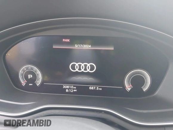 2020 Audi A4 Premium Plus with VIN WAUENAF41LA052093, listed as a IAAI auction lot 39436553 with 30,810 mi miles and . Bid and sale history available at carsss.com. Image 7.