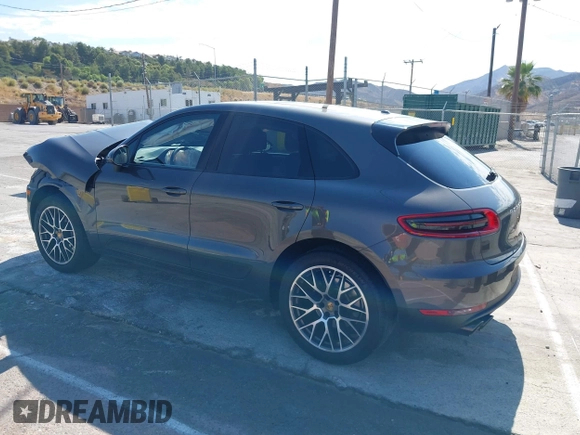 2018 Porsche Macan with VIN WP1AA2A51JLB21481, listed as a IAAI auction lot 42750163 with 29,339 mi miles and . Bid and sale history available at DreamBid. Image 3.