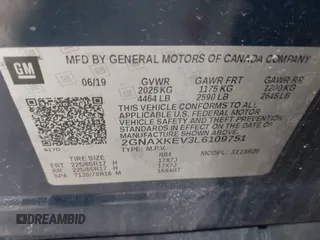 2020 Chevrolet Equinox LT z VIN 2GNAXKEV3L6109751, wystawiony jako IAAI lot #41709902 z przebiegiem 129 468 mil mil oraz . Historia ofert i sprzedaży dostępna na DreamBid. Obrazek 9.