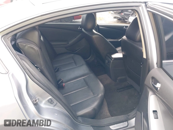 2009 Nissan Altima 2.5 z VIN 1N4AL21E09N492438, wystawiony jako IAAI lot #42267476 z przebiegiem 142 530 mil mil oraz . Historia ofert i sprzedaży dostępna na DreamBid. Obrazek 8.