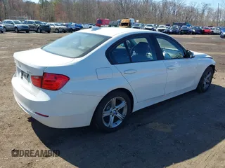 2013 BMW 3 Series 328i xDrive with VIN WBA3B5G58DNS04492, listed as a IAAI auction lot 41824286 with 86,261 mi miles. Bid and sale history available at carsss.com. Image 4.