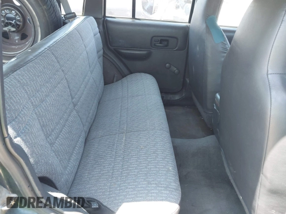 2000 Jeep Cherokee SE with VIN 1J4FF28S0YL236369, listed as a IAAI auction lot 42314386 with 159,005 mi miles and . Bid and sale history available at DreamBid. Image 8.