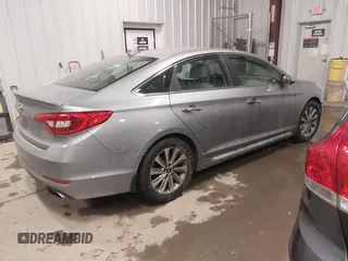 2017 Hyundai Sonata Sport with VIN 5NPE34AF0HH470616, listed as a IAAI auction lot 41550055 with 157,969 mi miles. Bid and sale history available at carsss.com. Image 4.