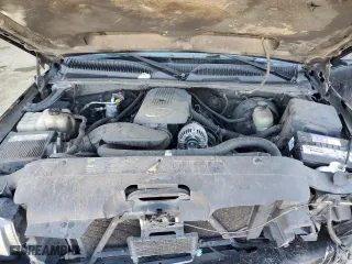 2006 Chevrolet Silverado 1500 LT1 with VIN 2GCEC13T261223050, listed as a Copart auction lot 44724155 with 332,620 mi miles and Salvage Title. Bid and sale history available at carsss.com. Image 11.