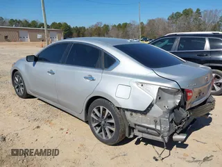 2017 Nissan Altima SV with VIN 1N4AL3AP4HC222307, listed as a IAAI auction lot 41589442 with 117,122 mi miles and . Bid and sale history available at carsss.com. Image 3.