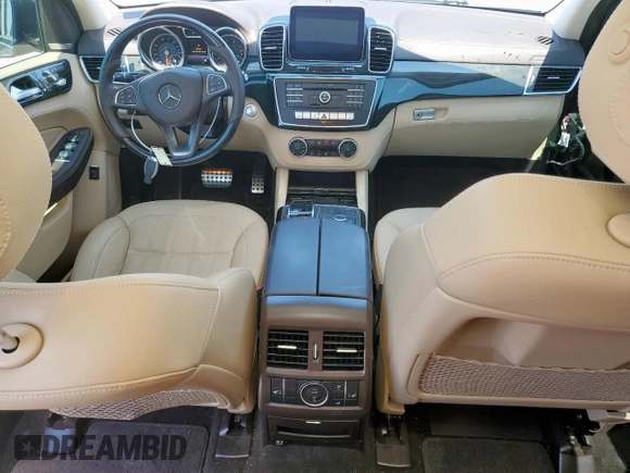 2017 Mercedes-Benz GLE 43 AMG с VIN 4JGDA6EB7HA934962, выставлен на аукционе Copart как лот 52124505 с пробегом 29 890 миль миль и Списание • Salvage title. История ставок и продаж доступна на DreamBid. Изображение 8.
