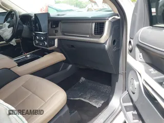 2022 Ford Expedition XLT с VIN 1FMJU1HT0NEA10739, выставлен на аукционе IAAI как лот 42802765 с пробегом 31 493 миль миль и . История ставок и продаж доступна на DreamBid. Изображение 5.