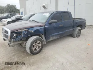 2006 Dodge Dakota ST with VIN 1D7HW28N46S517804, listed as a Copart auction lot 83544284 with Not Provided miles and Salvage Title. Bid and sale history available at carsss.com. Image 1.