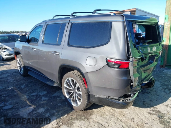 2022 Jeep Wagoneer Series II with VIN 1C4SJVBT0NS211883, listed as a IAAI auction lot 41829762 with 50,363 mi miles and . Bid and sale history available at DreamBid. Image 3.