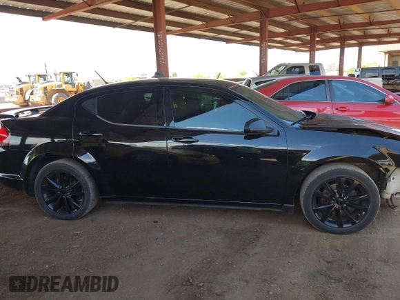 2014 Dodge Avenger SE z VIN 1C3CDZAG6EN138108, wystawiony jako IAAI lot #42068904 z przebiegiem 136 618 mil mil oraz . Historia ofert i sprzedaży dostępna na DreamBid. Obrazek 14.
