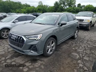 2019 Audi Q3 S line Premium Plus with VIN WA1EECF39K1068105, listed as a Copart auction lot 62378405 with 29,671 mi miles and Salvage title. Bid and sale history available at DreamBid. Image 1.