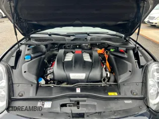 2016 Porsche Cayenne S E-Hybrid с VIN WP1AE2A23GLA62291, выставлен на аукционе Copart как лот 55436825 с пробегом 117 448 миль миль и Чистый • Clean title. История ставок и продаж доступна на DreamBid. Изображение 7.