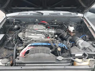 1990 Toyota Pickup z VIN JT4VN93D7L5014236, wystawiony jako IAAI lot #41776761 z przebiegiem Nie podano mil oraz . Historia ofert i sprzedaży dostępna na DreamBid. Obrazek 10.