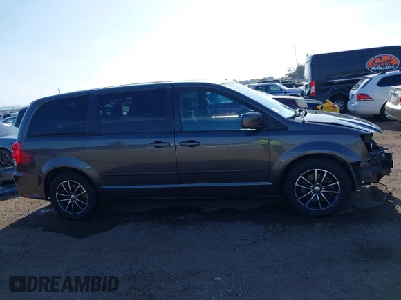 2016 Dodge Grand Caravan SE with VIN 2C4RDGBG9GR258788, listed as a IAAI auction lot 42041562 with 88,004 mi miles and . Bid and sale history available at DreamBid. Image 14.
