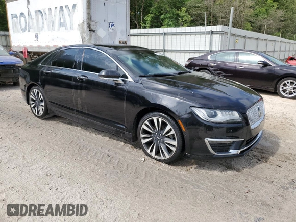 2019 Lincoln MKZ Reserve II z VIN 3LN6L5E98KR617764, wystawiony jako Copart lot #53246005 z przebiegiem 108 017 mil mil oraz Tytuł czysty. Historia ofert i sprzedaży dostępna na DreamBid. Obrazek 4.