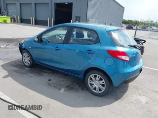 2012 Mazda 2 Sport z VIN JM1DE1KY5C0149990, wystawiony jako IAAI lot #42177069 z przebiegiem 85 371 mil mil oraz . Historia ofert i sprzedaży dostępna na DreamBid. Obrazek 3.