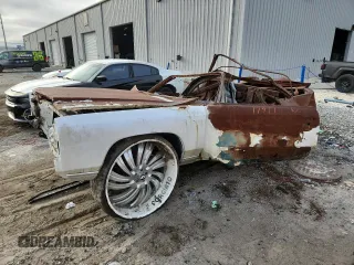 1971 Chevrolet Caprice with VIN 164671Y134698, listed as a Copart auction lot 62913795 with Not provided miles and Non repairable. Bid and sale history available at DreamBid. Image 1.