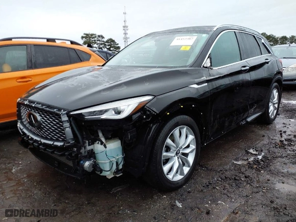 2019 Infiniti QX50 ESSENTIAL with VIN 3PCAJ5M17KF121971, listed as a IAAI auction lot 41452387 with 108,000 mi miles. Bid and sale history available at carsss.com. Image 6.