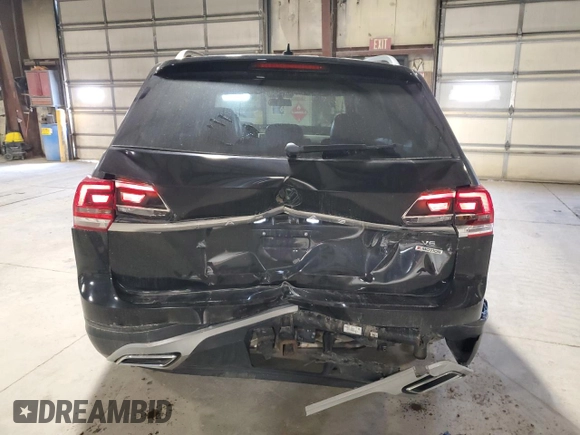 2018 Volkswagen Atlas SE with VIN 1V2LR2CA3JC507766, listed as a Copart auction lot 52776225 with 152,480 mi miles and Salvage title. Bid and sale history available at DreamBid. Image 6.