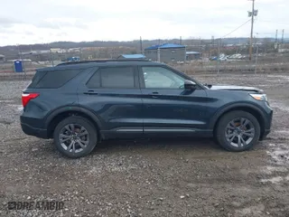 2023 Ford Explorer XLT with VIN 1FMSK8DH1PGA47357, listed as a IAAI auction lot 41911209 with 29,921 mi miles. Bid and sale history available at carsss.com. Image 14.