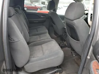 2009 Chevrolet Avalanche LT w/2LT with VIN 3GNFK22069G219929, listed as a Copart auction lot 82619804 with 189,811 mi miles and Salvage Title. Bid and sale history available at carsss.com. Image 10.