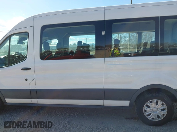 2018 Ford Transit Passenger XL с VIN 1FBAX2CM0JKA43564, выставлен на аукционе IAAI как лот 41643758 с пробегом 54 755 миль миль и . История ставок и продаж доступна на DreamBid. Изображение 14.